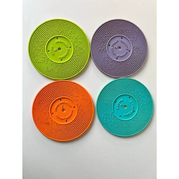 Fisher-Price Music Box Record Player Model #995 Records 2-5 1971 - Picture 6 of 9